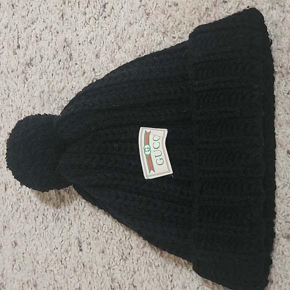 Gucci Black Wool Puff Beanie Winter Cap Hat Sz. S (stretchy) - Picture 5 of 6